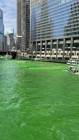 短视频: 河被最美的绿色染了的一分钟